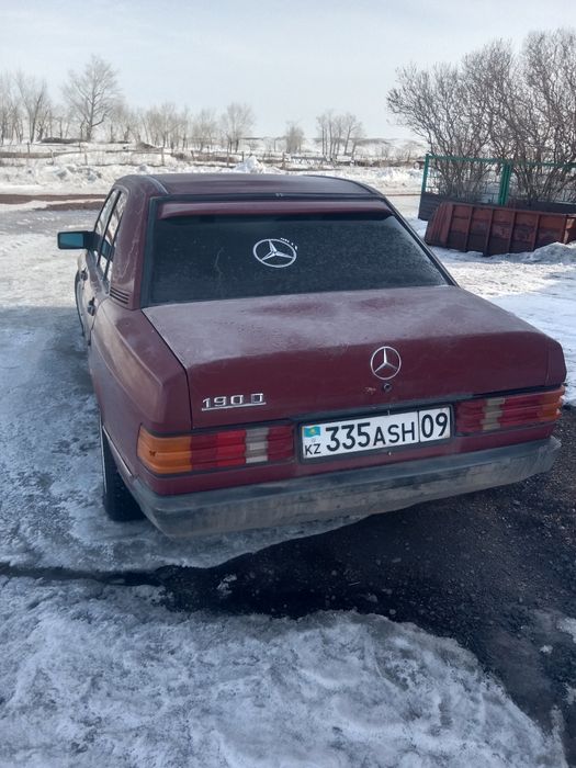 Мерседес 190D не находу