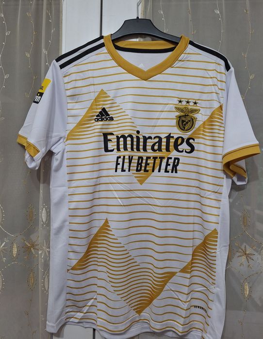 Vand Tricou  Benfica