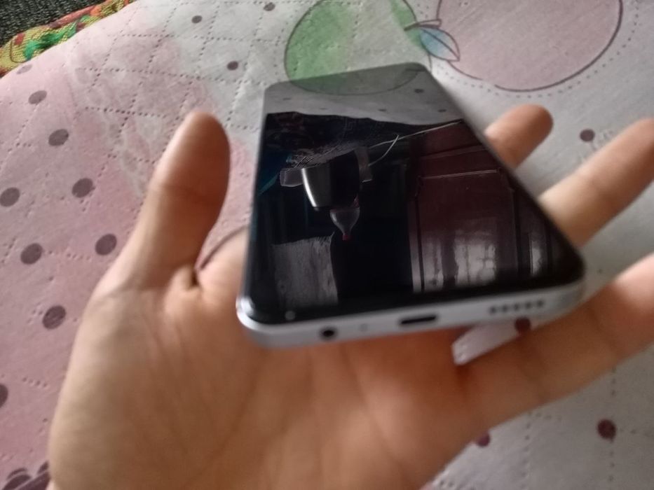 Honor x7c. Telefon yangi umuman Aybi yo