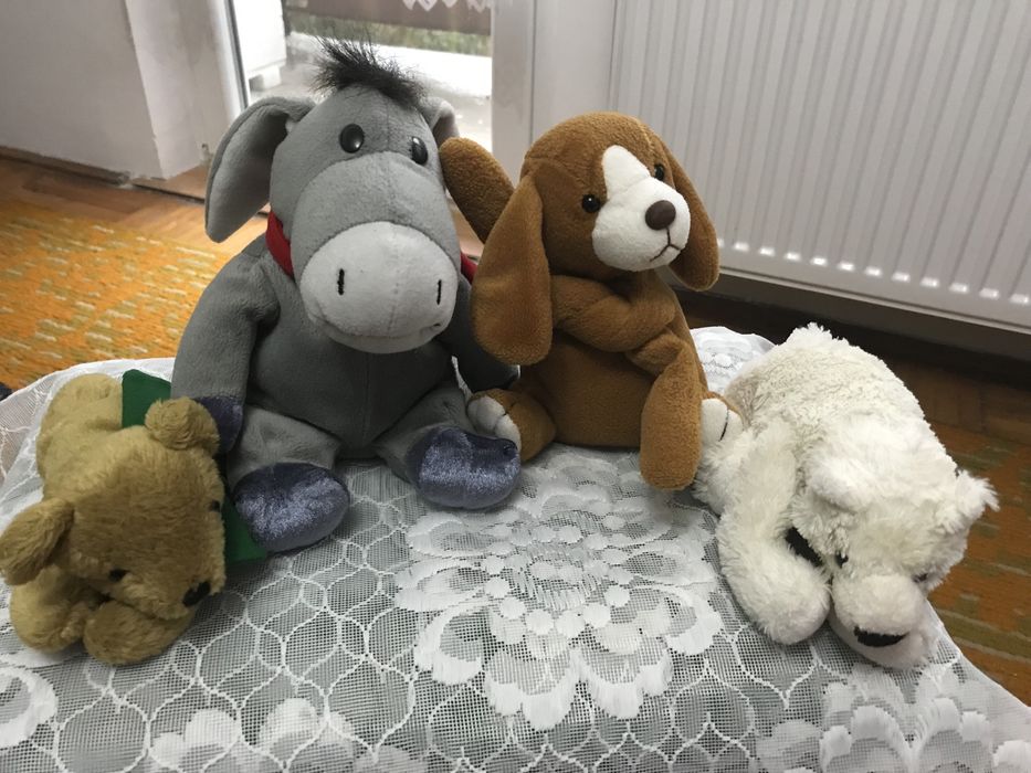 Vand jucarii din plus(2 sau 3 bucati)