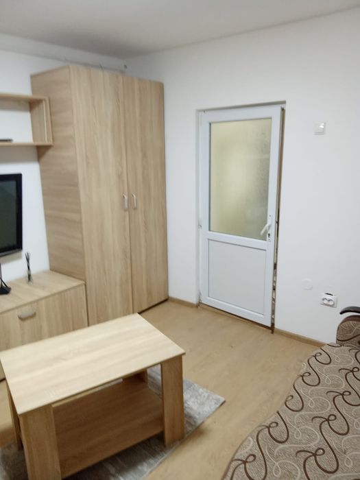 Vând garsoniera zona concas parter