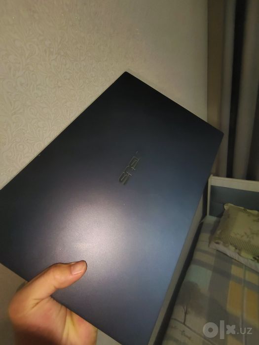 Asus Expertbook i7 512gb