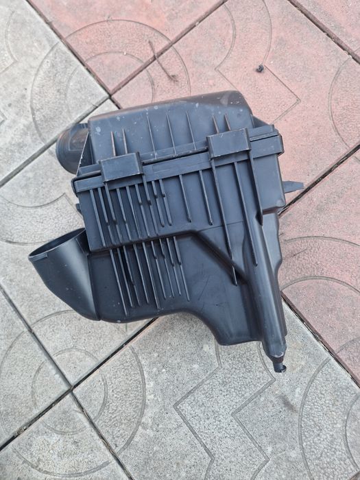 Carcasa filtru logan 3 2021 2022 2023 2024