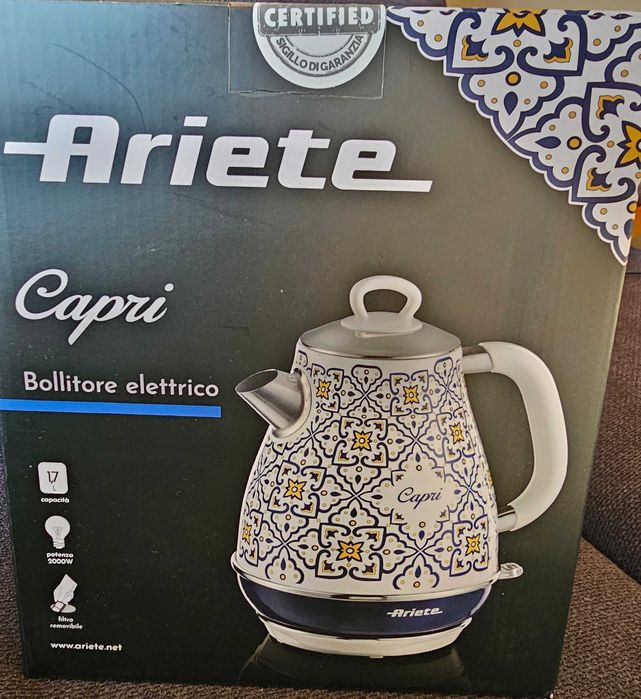 Нова електрическа кана Ariete Capri