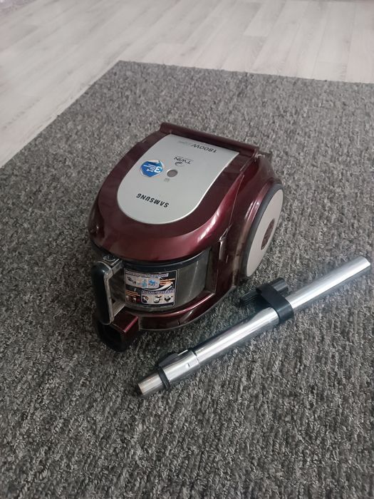 Продам пылесос  рабочий