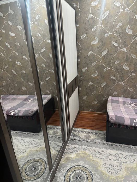 НЕ МАКЛЕР. Квартира своя.3/2/4  Дом кирпичный. Теплый. Соседи отличные