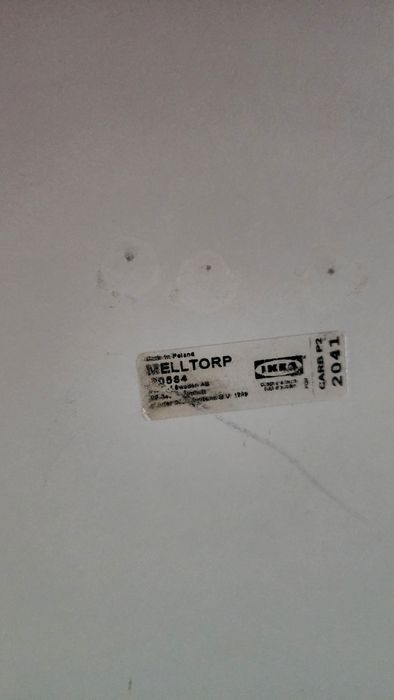 Продаю стол и 4 стула