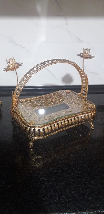 Новые универсальные вазочки.