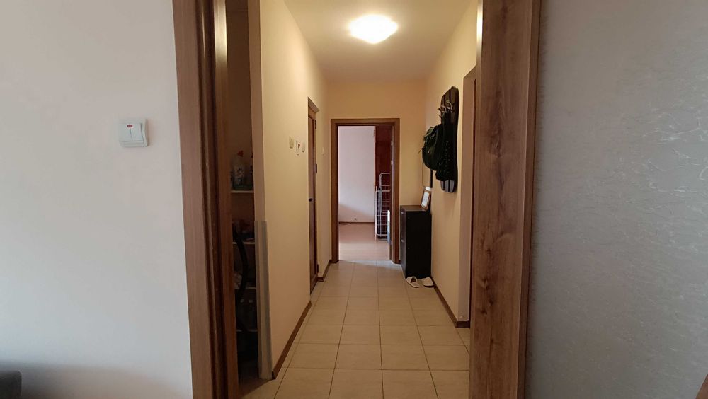 Дава се под наем Тристаен апартамент в Варна, Център - 62 кв.м за 498.27 € - Снимка #11