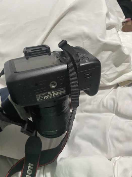 canon eos 4000d новая