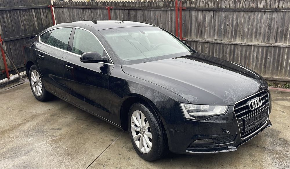 Carenaj aparatoare noroi roata stanga / dreapta Audi A4 A5 b8 b8.5