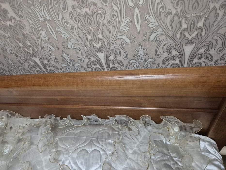 Продам двухспальние две кровати