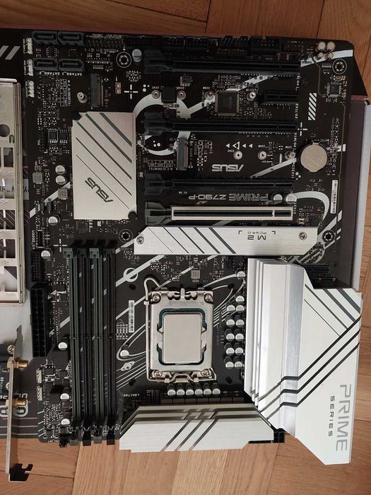 Asus Prime Z790-P + Wi-Fi PCIe Card