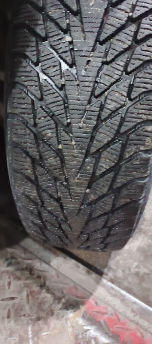 Продам зимние шины 195/55/16