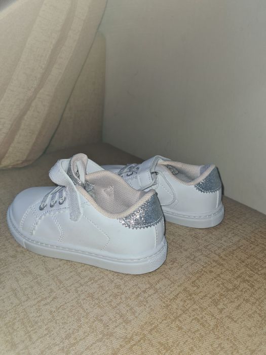 LC Waikiki чисто нови