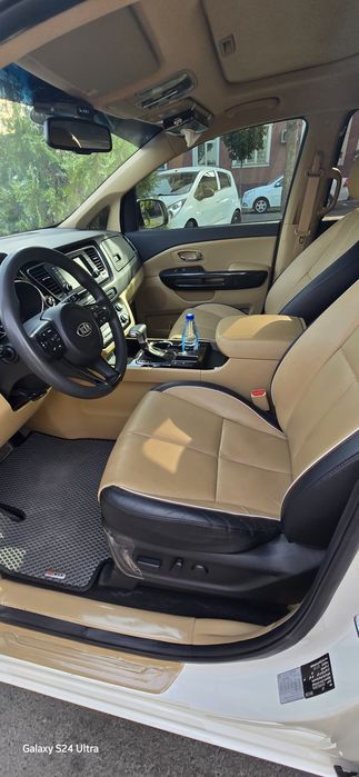 Kia Carnival 3 Grand (Dubai/variant)