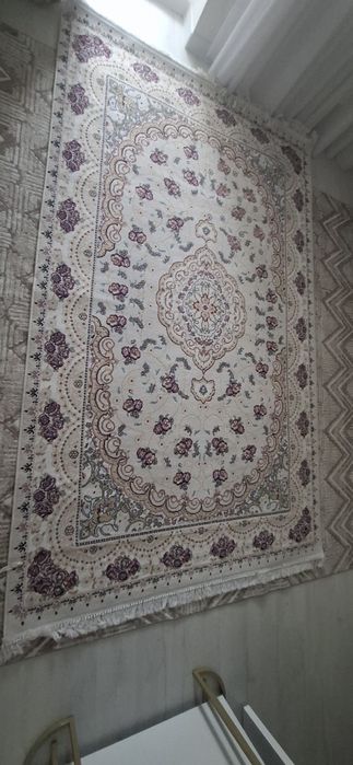 продается ковер в хорошем состоянии