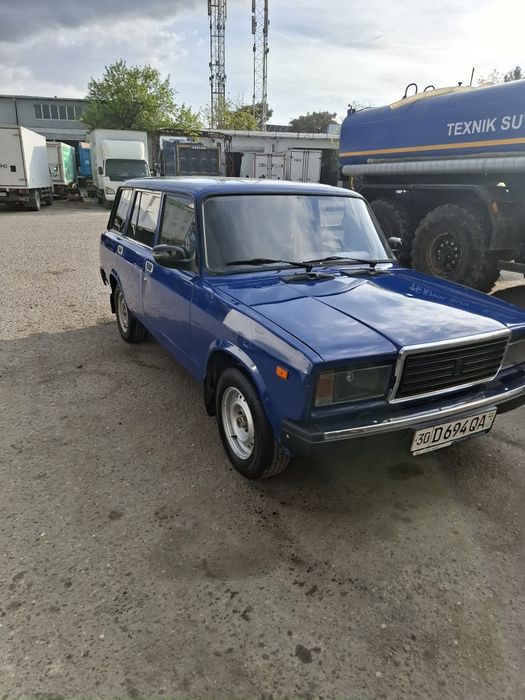 Vaz 2104 sotiladi