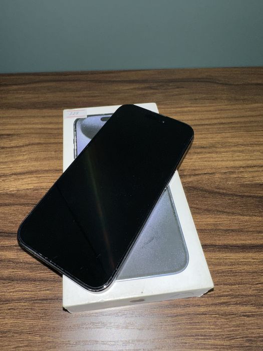 Iphone 15 pro blue titanium