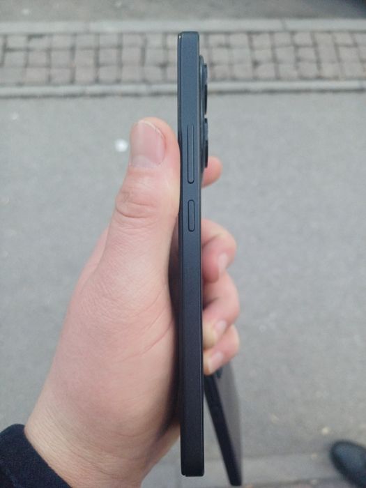 Redmi Note 14 256GB  Новый прям!!!