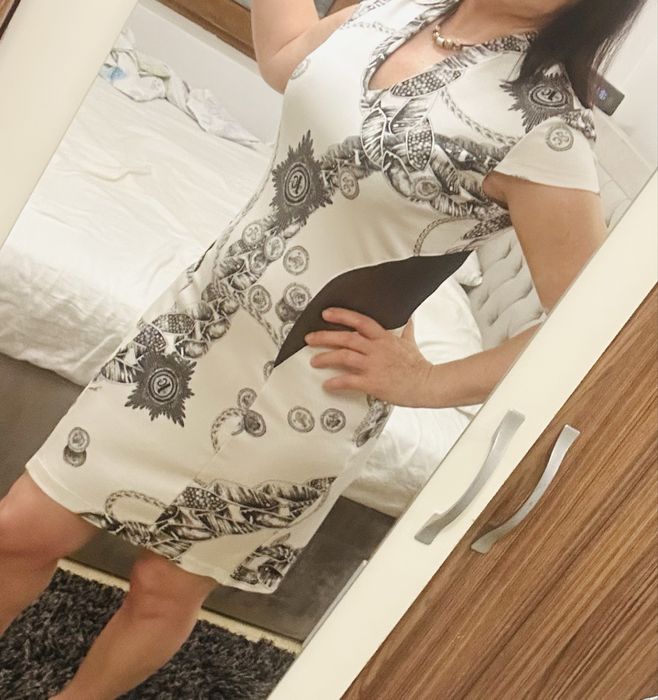 Оригинална рокля на justcavalli