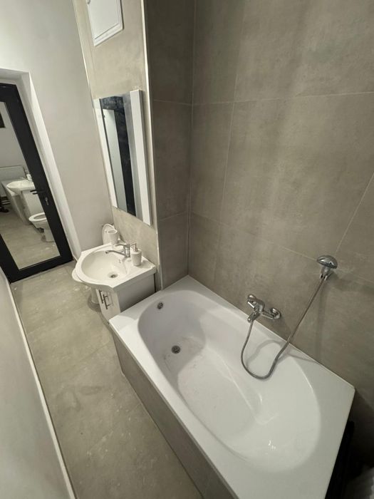 Apartament cu 2 camere de închiriat – strada Oituz