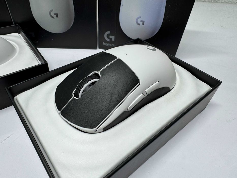 Мишка геймърска  Logitech PRO X Superlight 2