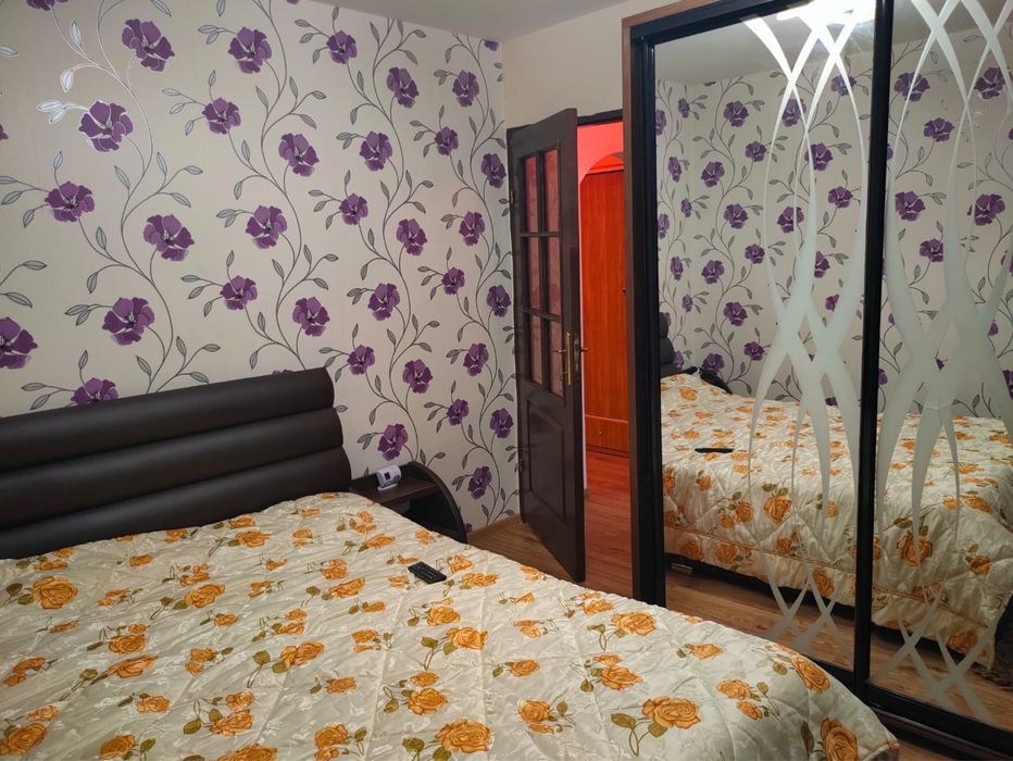 Apartament 3 cam Piata mica
