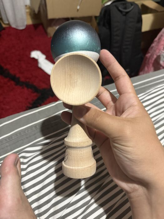 Kendama cereal x higgs aproape noua