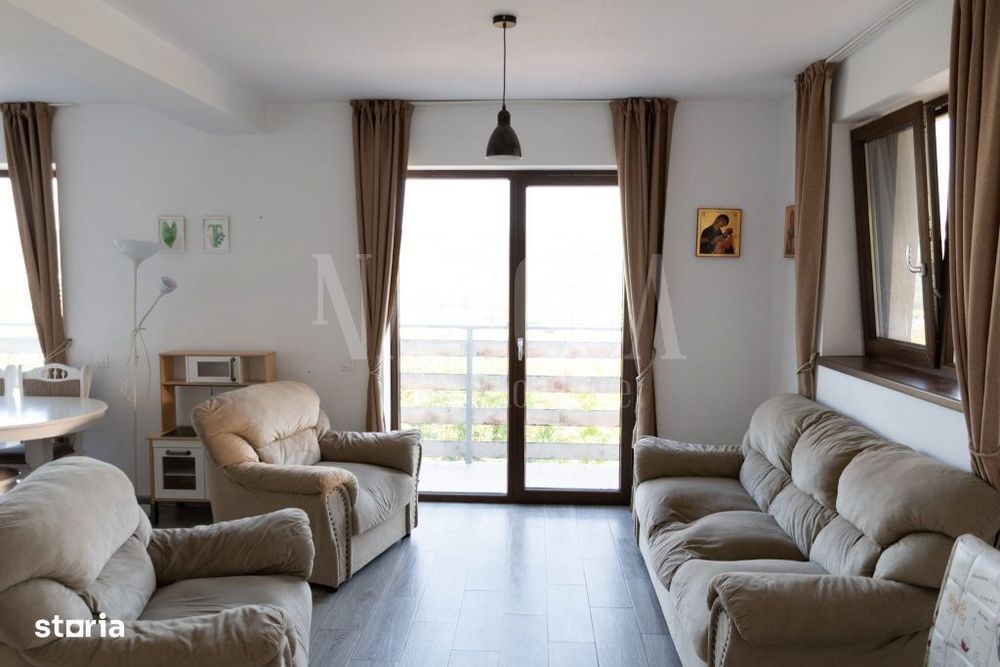 Casa 5 camere de vanzare in Floresti