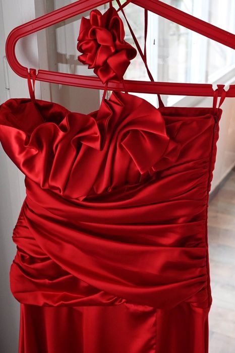 Нова официална дизайнерска бална рокля