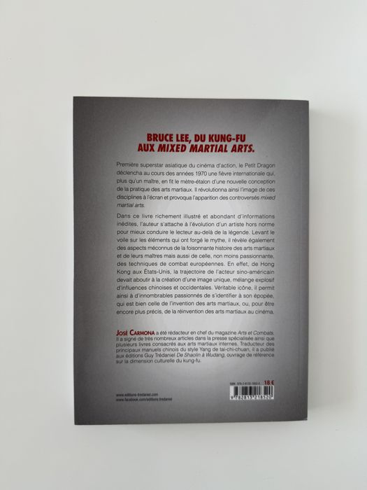 Книга на френски “L’offensive du dragon”