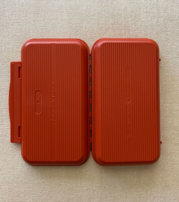 Кутия за мухи C&F Universal System Case Large и инсърти