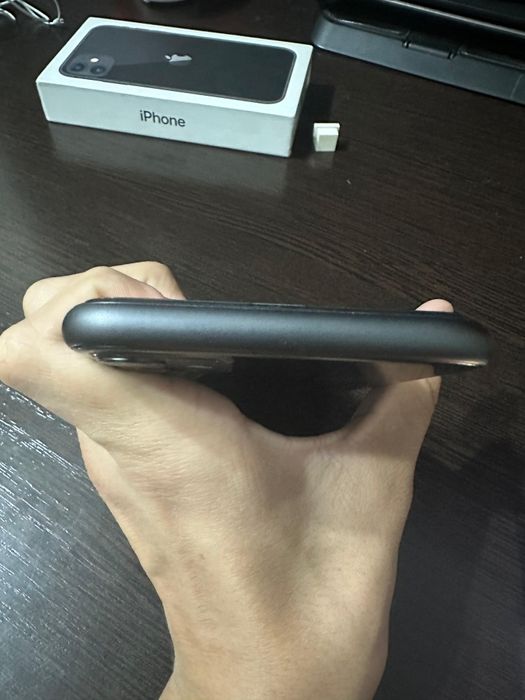 iPhone 11 идеальное состояние