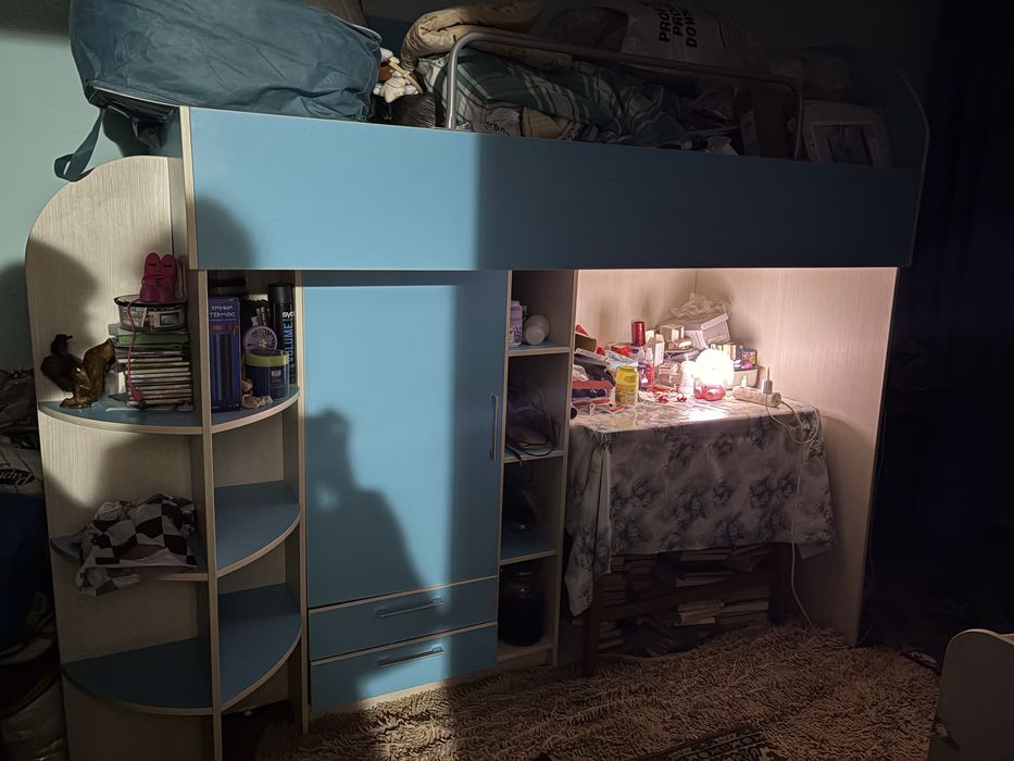 Продам 2 х ярустную кровать