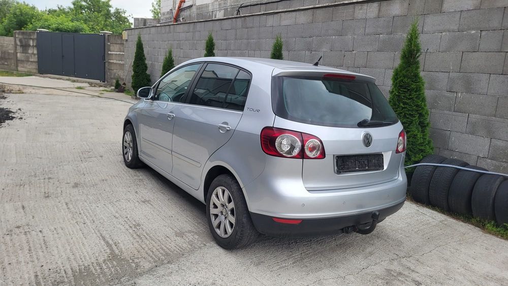 Volkswagen Golf 5 plus din 2007 2.0tdi euro 4 cu clima