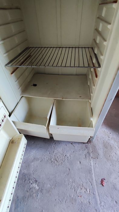 Срочно продаётся холодильник сино