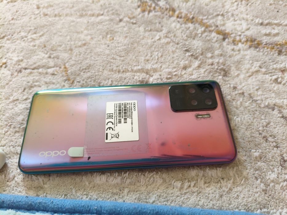 Продам телефон орро Reno5 Lite