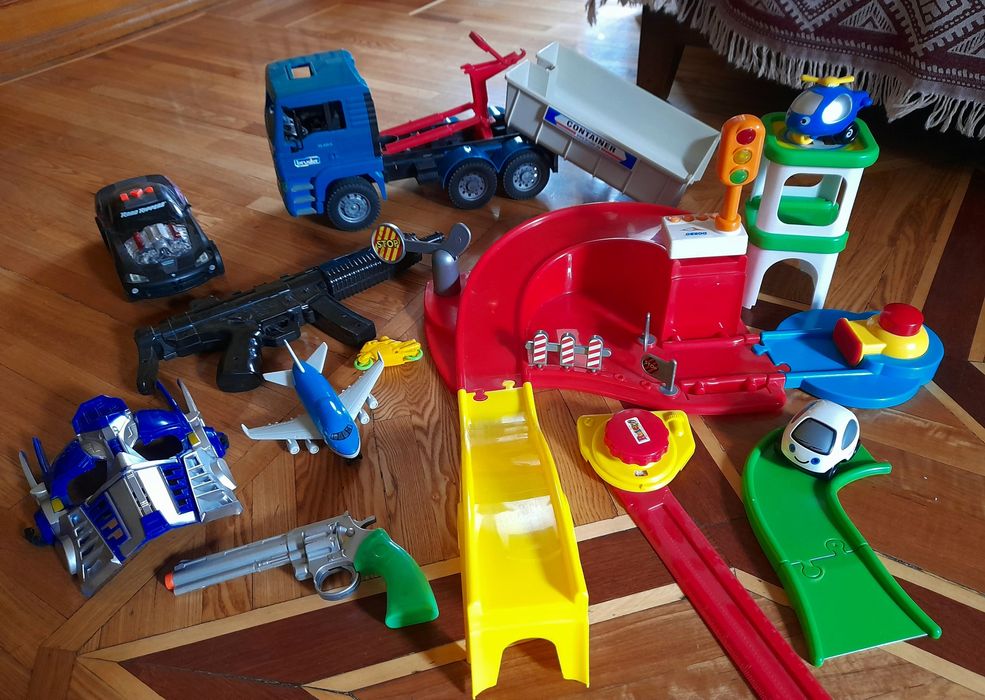 Детские игрушки для мальчиков