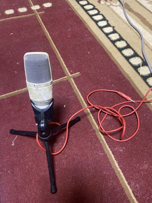 Микрофон конденсаторный sf-666