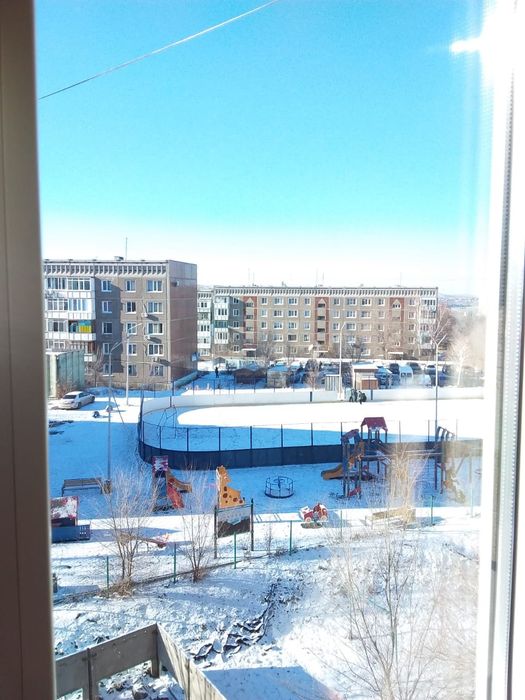 Продаётся 2- комнатная на КШТ