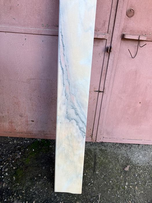 Vand marmură pervaz