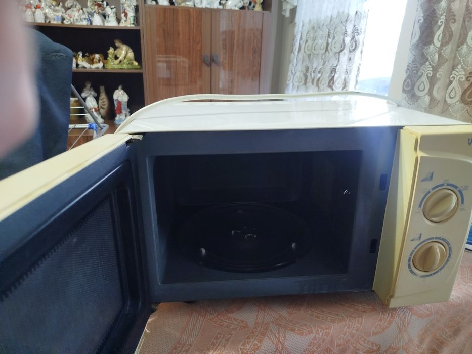 Микроволновая печь