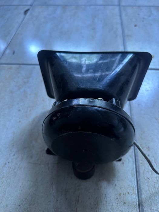 Serena karne sotiladi