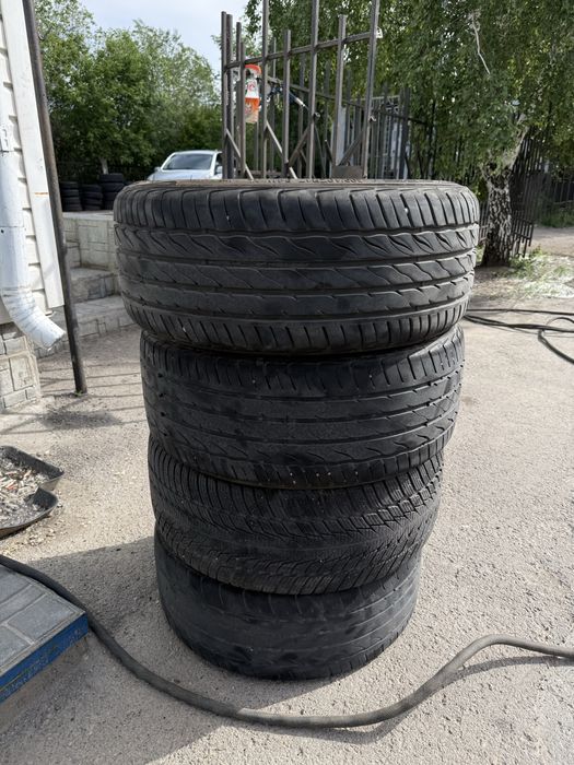 Продам резину 205/40/17
