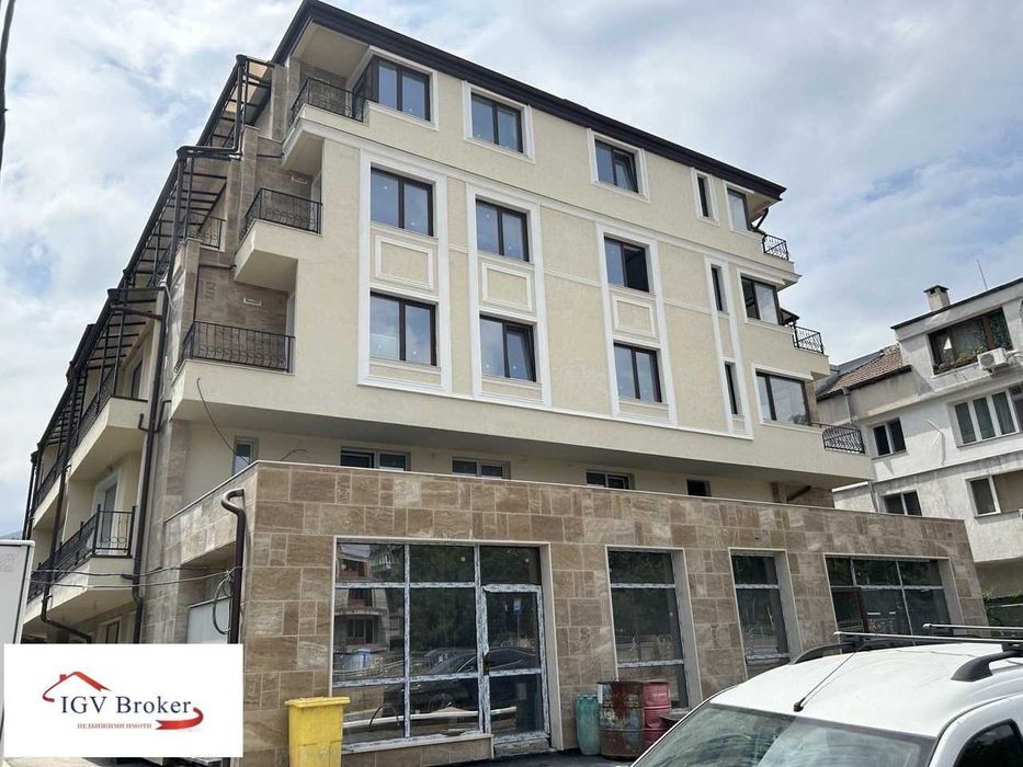 Тристаен апартамент в м-т Гърдова глава