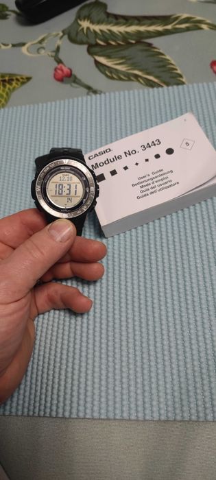 Casio Pro Trek PRG 330 -1ER часовник със соларно зареждаща се батерия