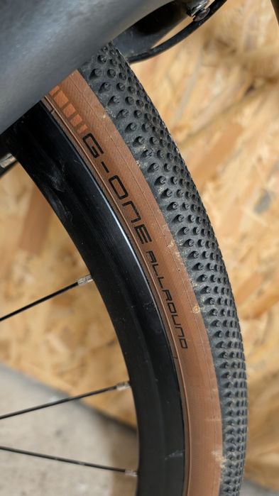 Cursiera / Gravel Cube Nuroad Race FE  – Mărime L – Echipare Shimano G