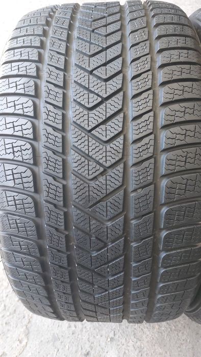 Гуми 315/30/21 Pirelli Sottozero 2 броя