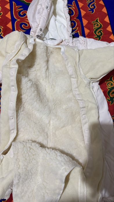 Продам комбез для мальчика и девочки